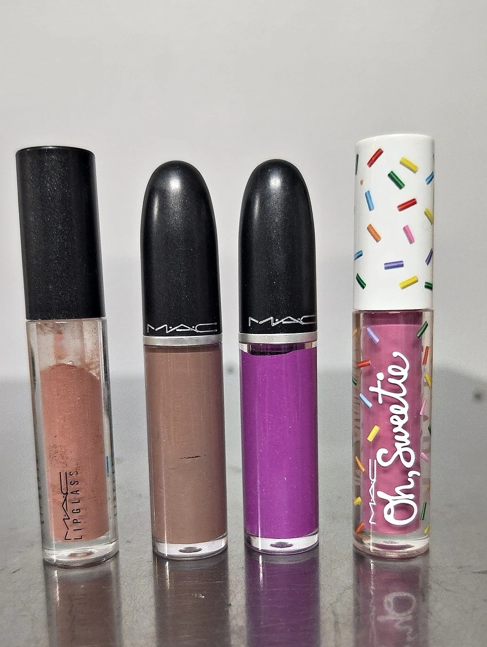 MAC Lipglass Set of 4 Lipstick Set in Pink & Purple
